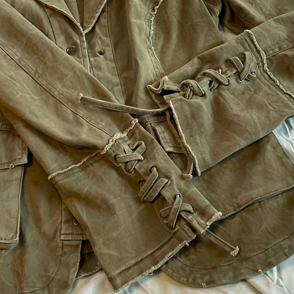 Free People Distressed Army Green Fitted Jacket Size Small - Picture 7 of 10